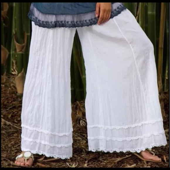 Sacred Threads Pants - Sacred Threads Wide-Legged Pants.  CL/GR10. 214137